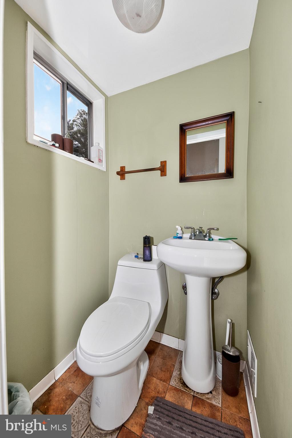 CROWN ESTATES - Residential
