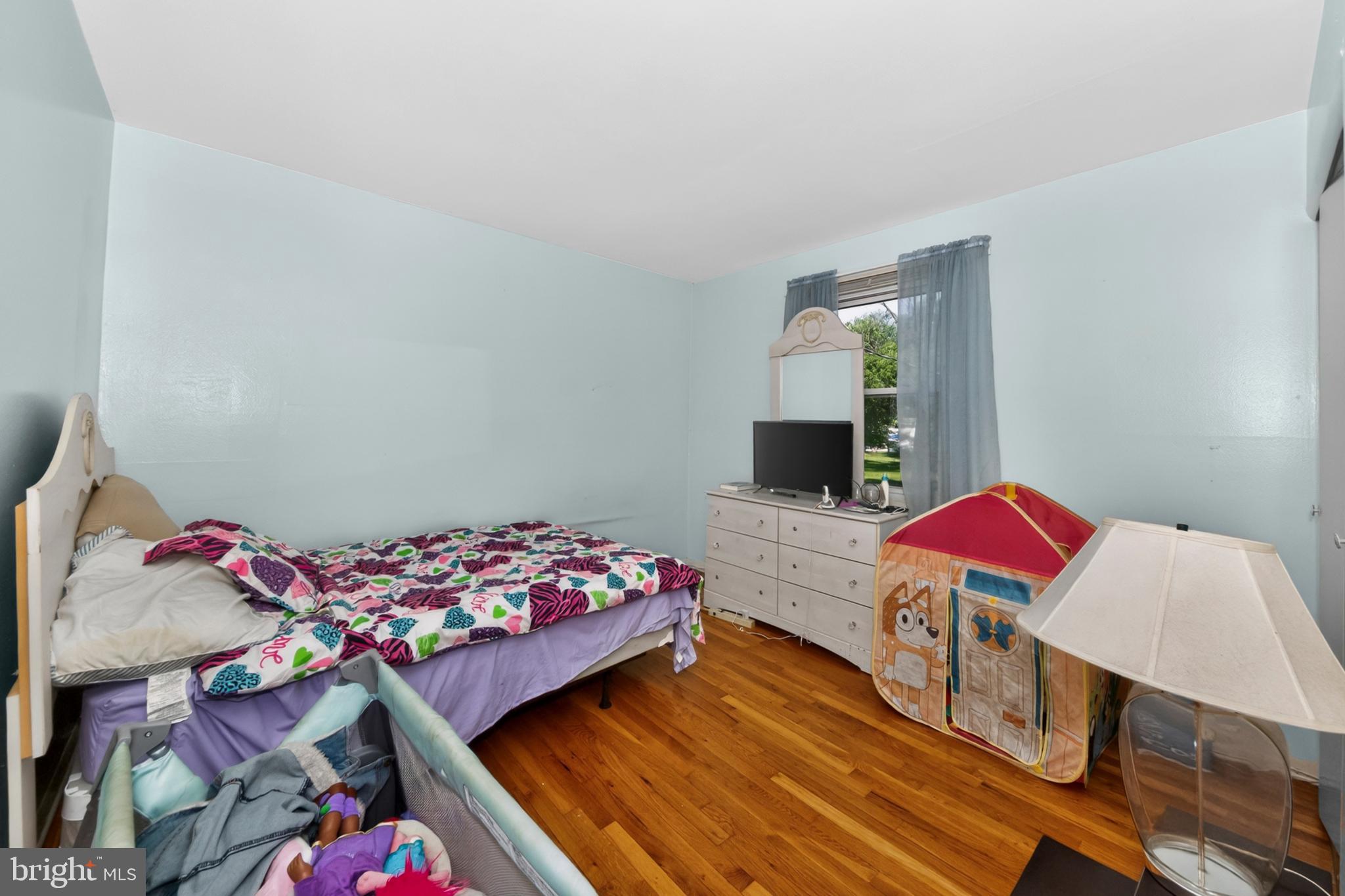 CROWN ESTATES - Residential