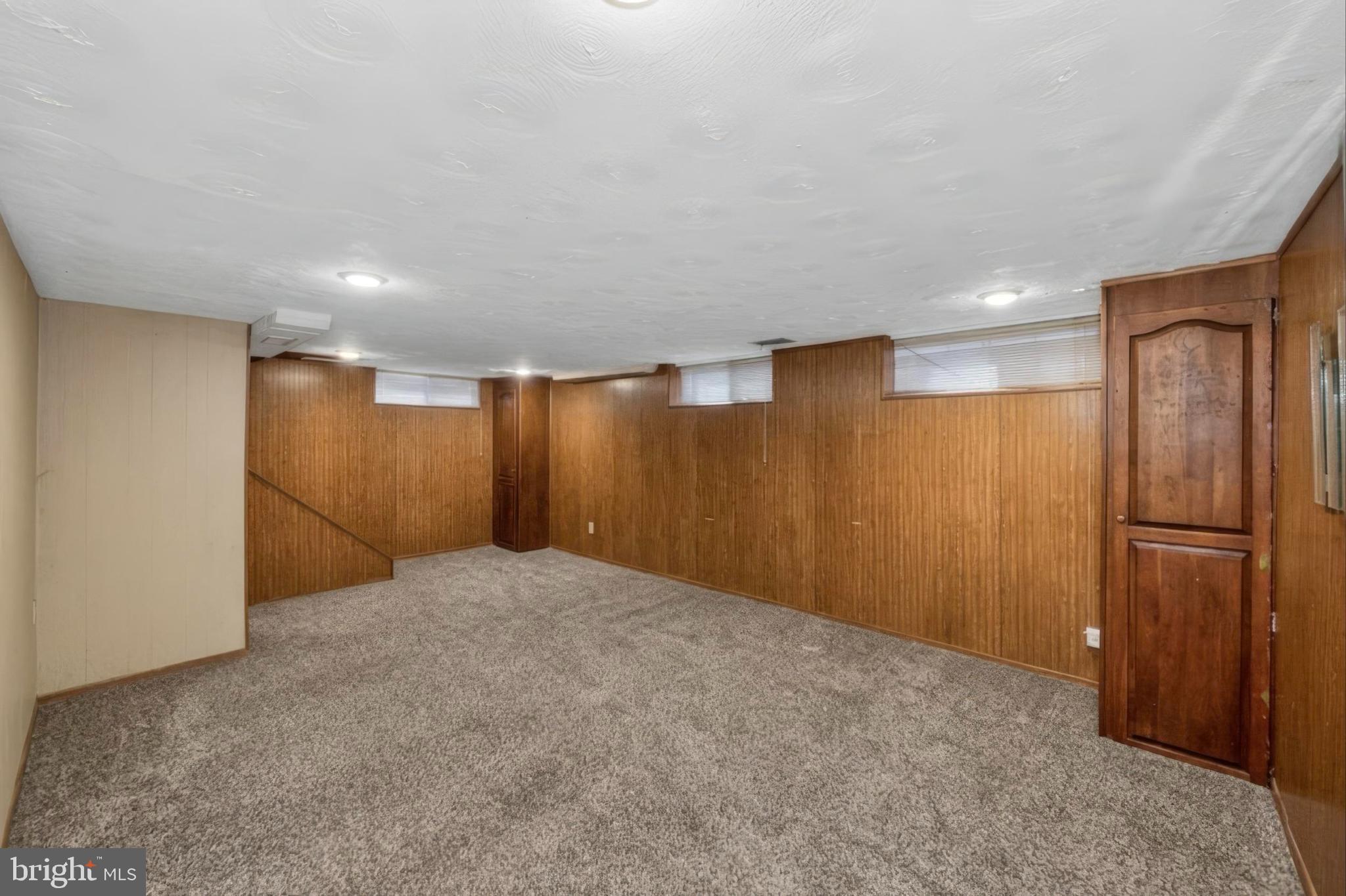 CROWN ESTATES - Residential