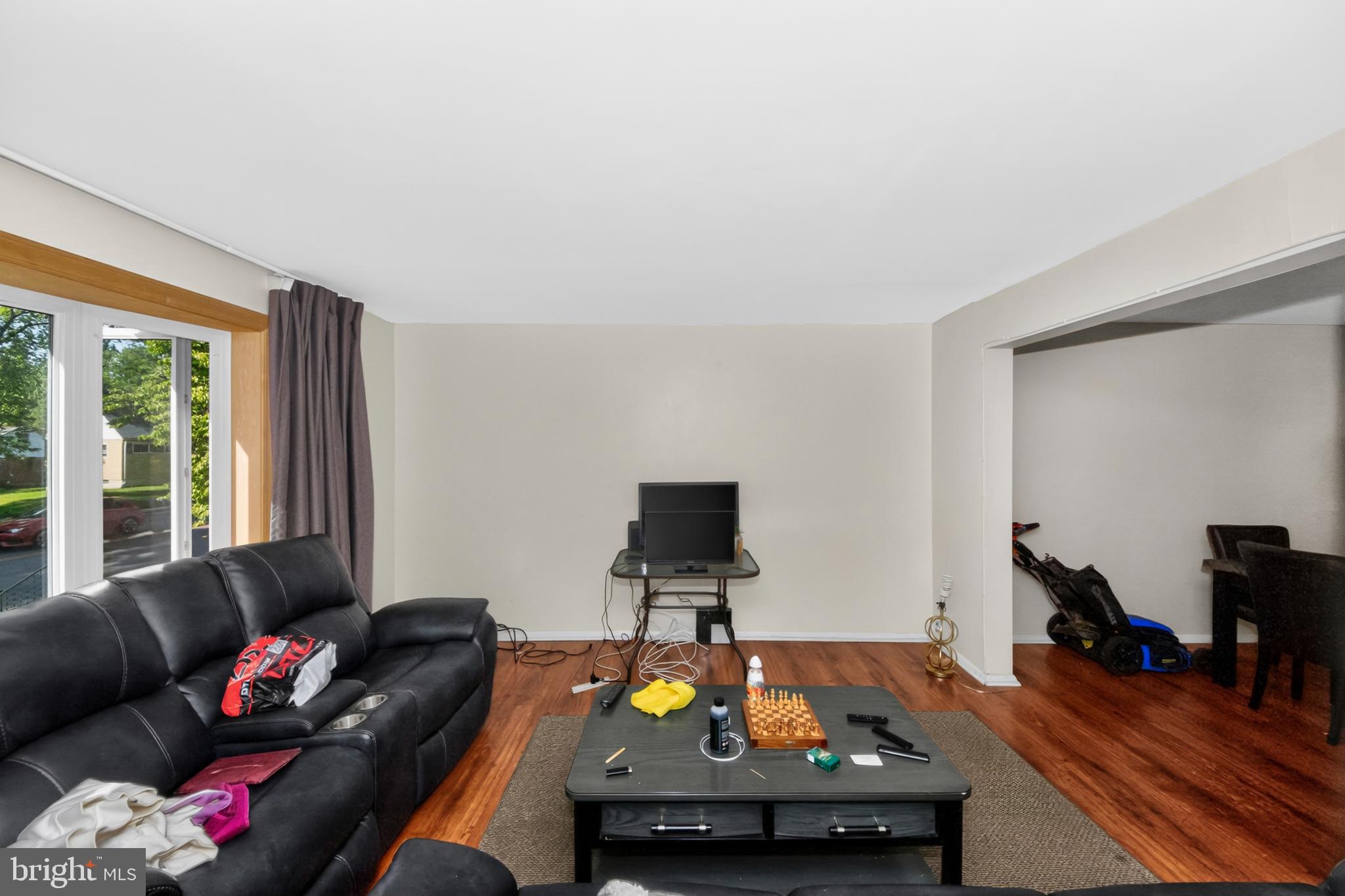 CROWN ESTATES - Residential