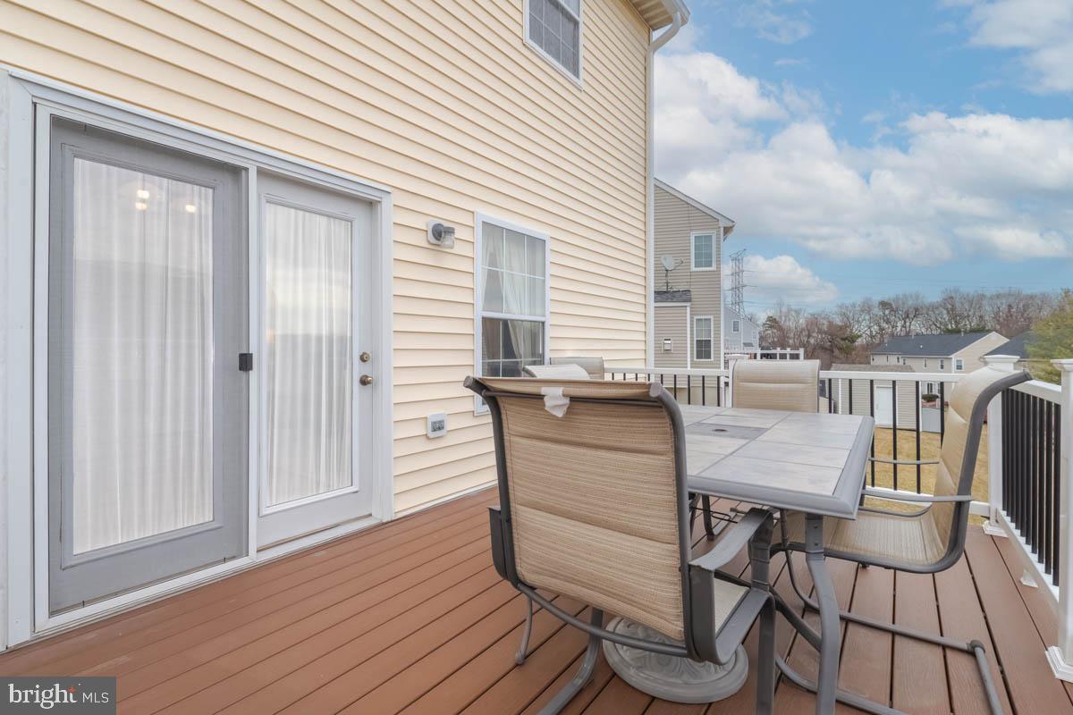 WILLOW HILL - Residential