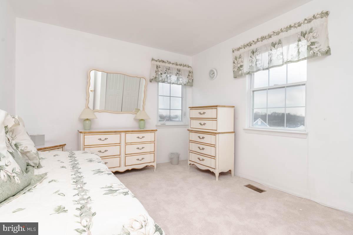 WILLOW HILL - Residential