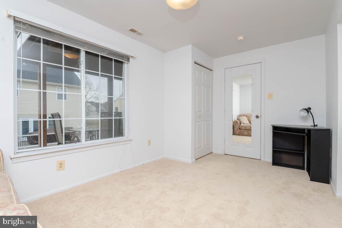 WILLOW HILL - Residential