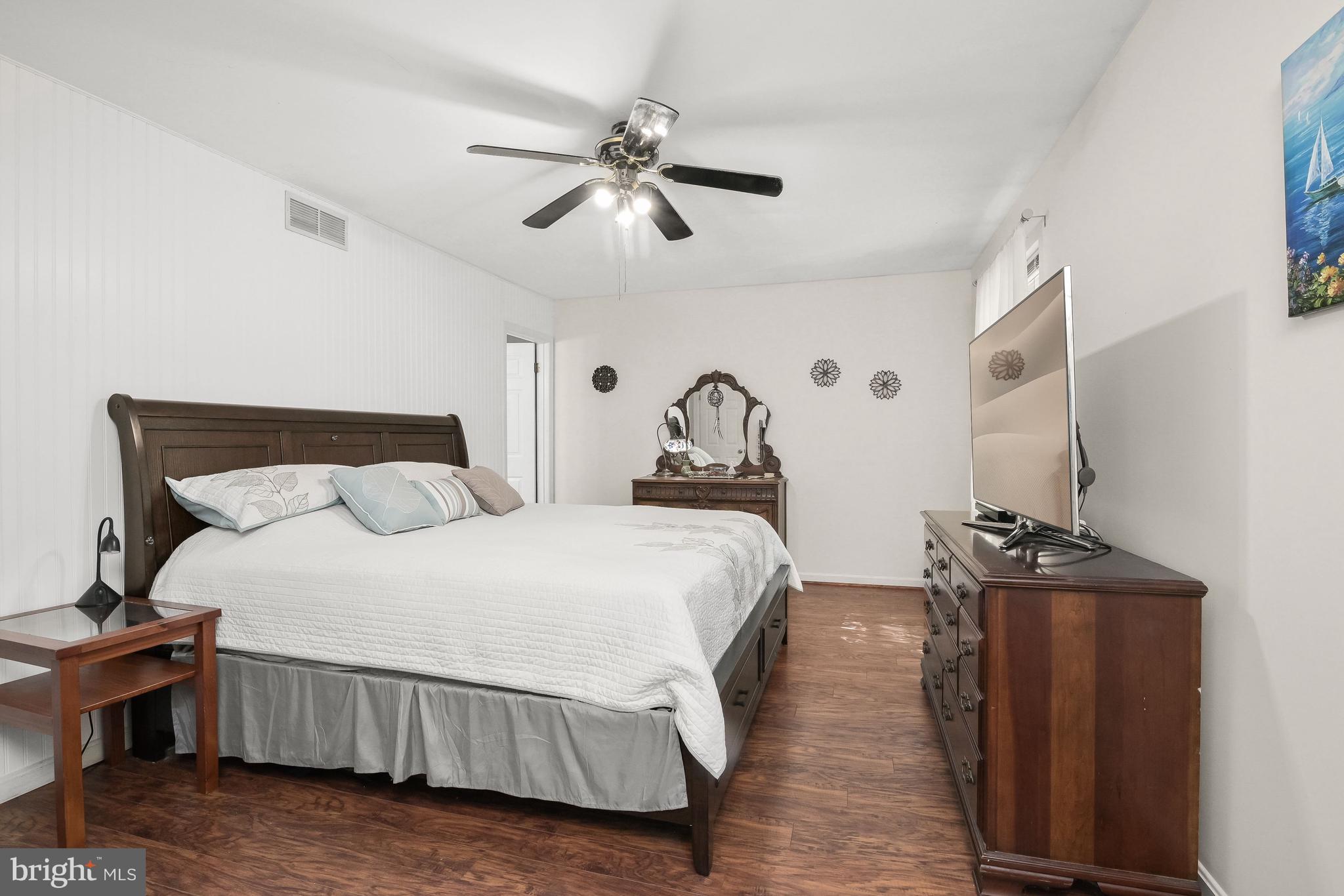 WORTHINGTON MEADOWS - Residential