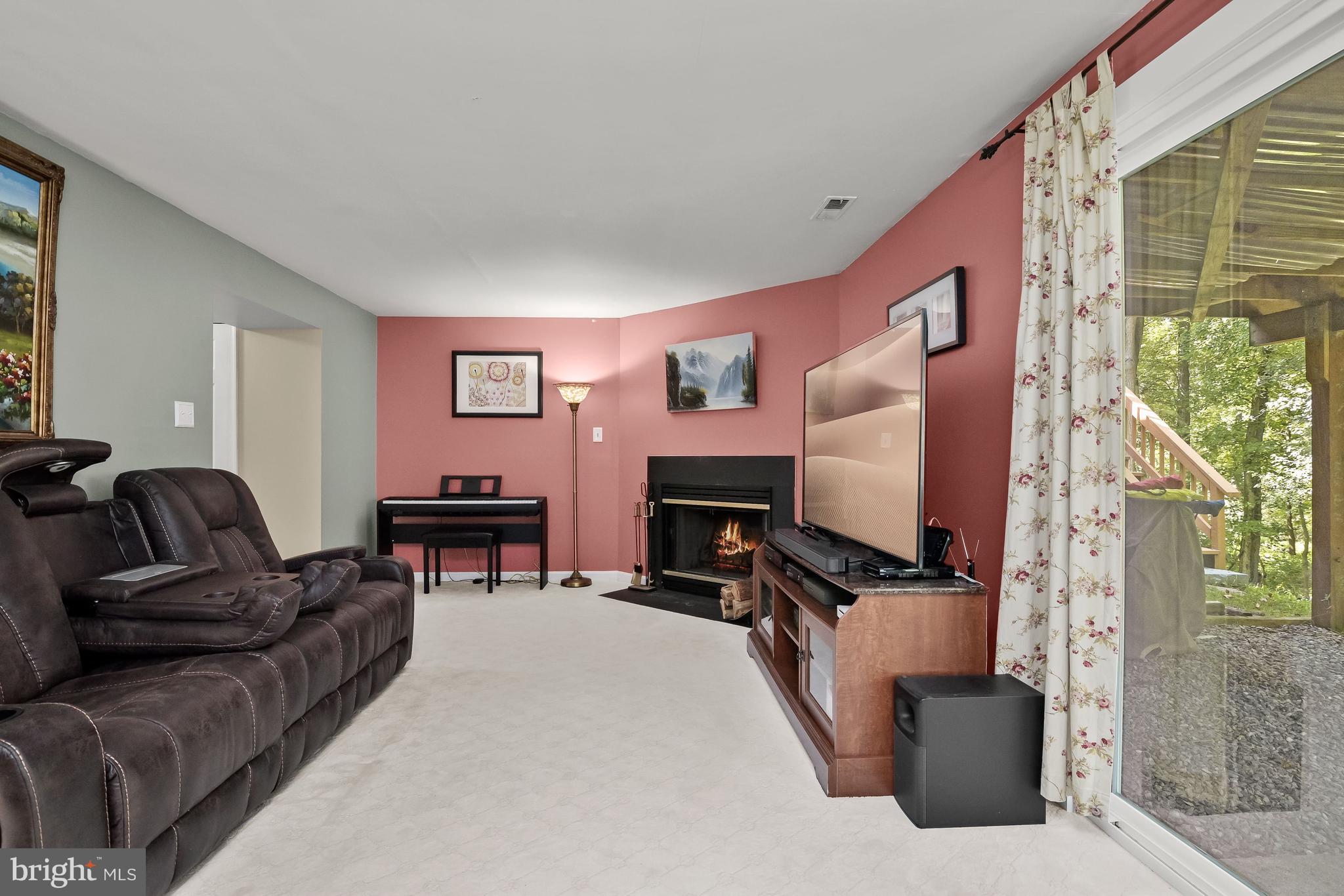 WORTHINGTON MEADOWS - Residential