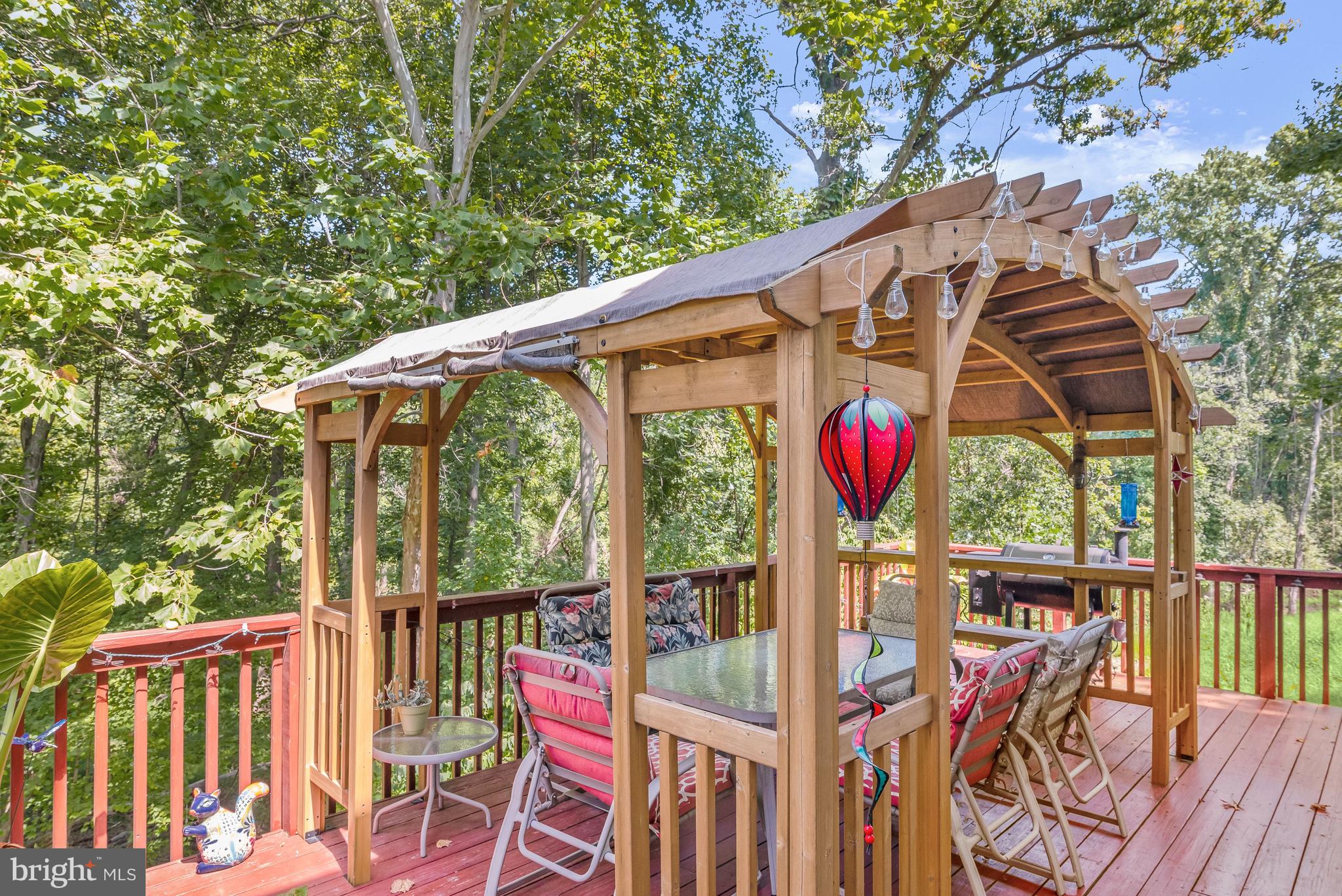 WORTHINGTON MEADOWS - Residential