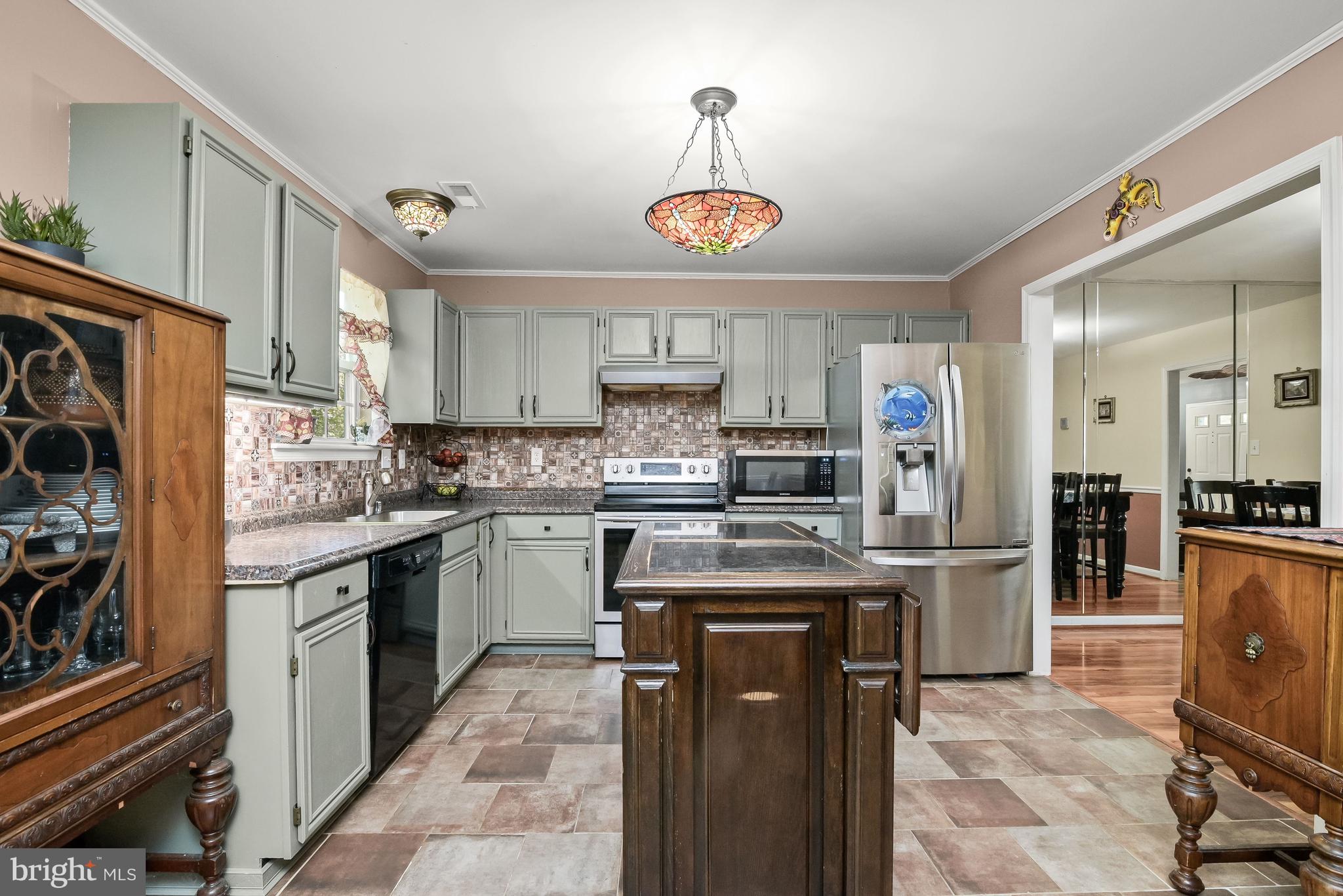 WORTHINGTON MEADOWS - Residential