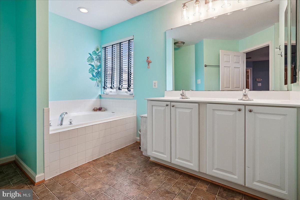 TARTAN HILLS VILLAGE - Residential