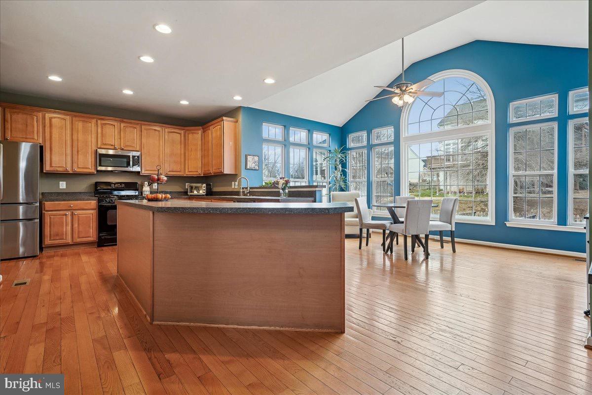 TARTAN HILLS VILLAGE - Residential