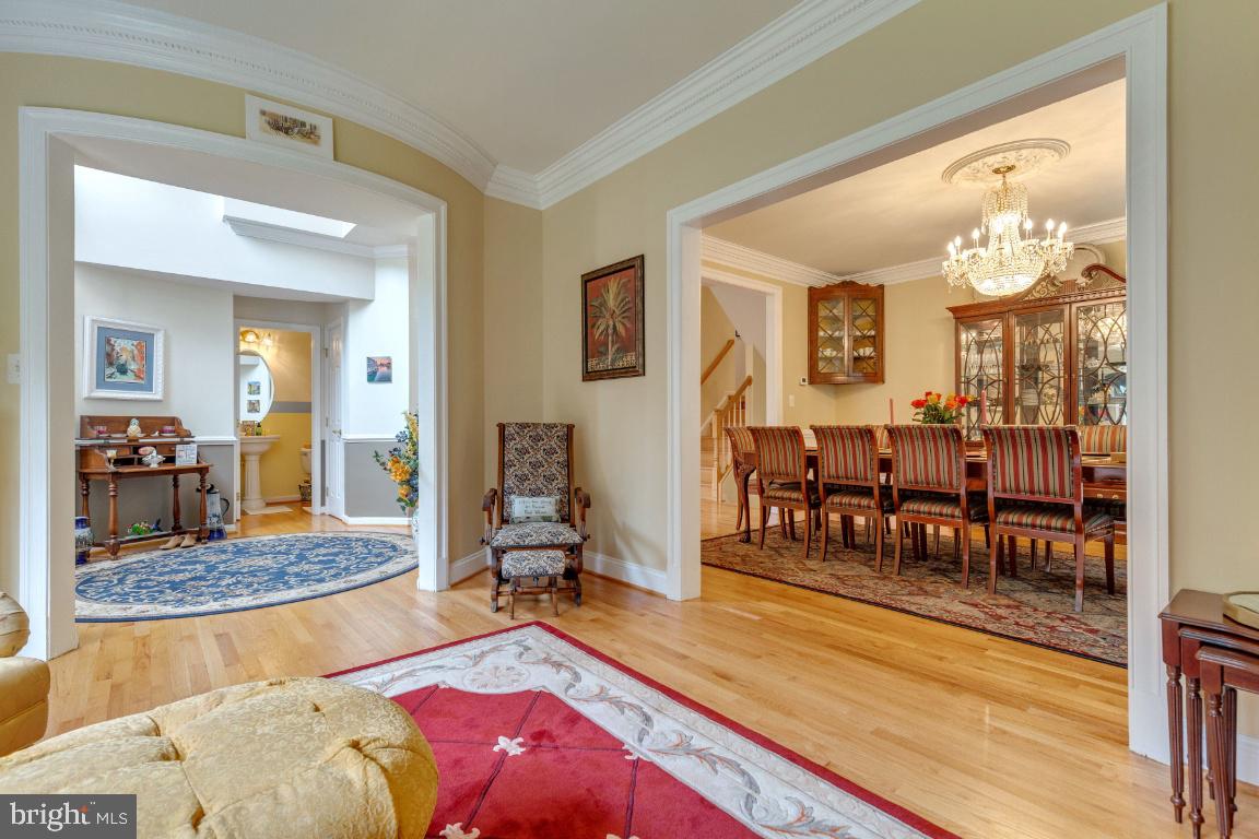 POHICK ESTATES - Residential