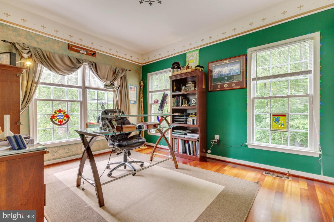 POHICK ESTATES - Residential