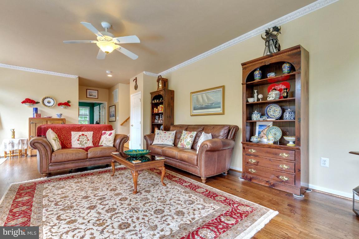 POHICK ESTATES - Residential