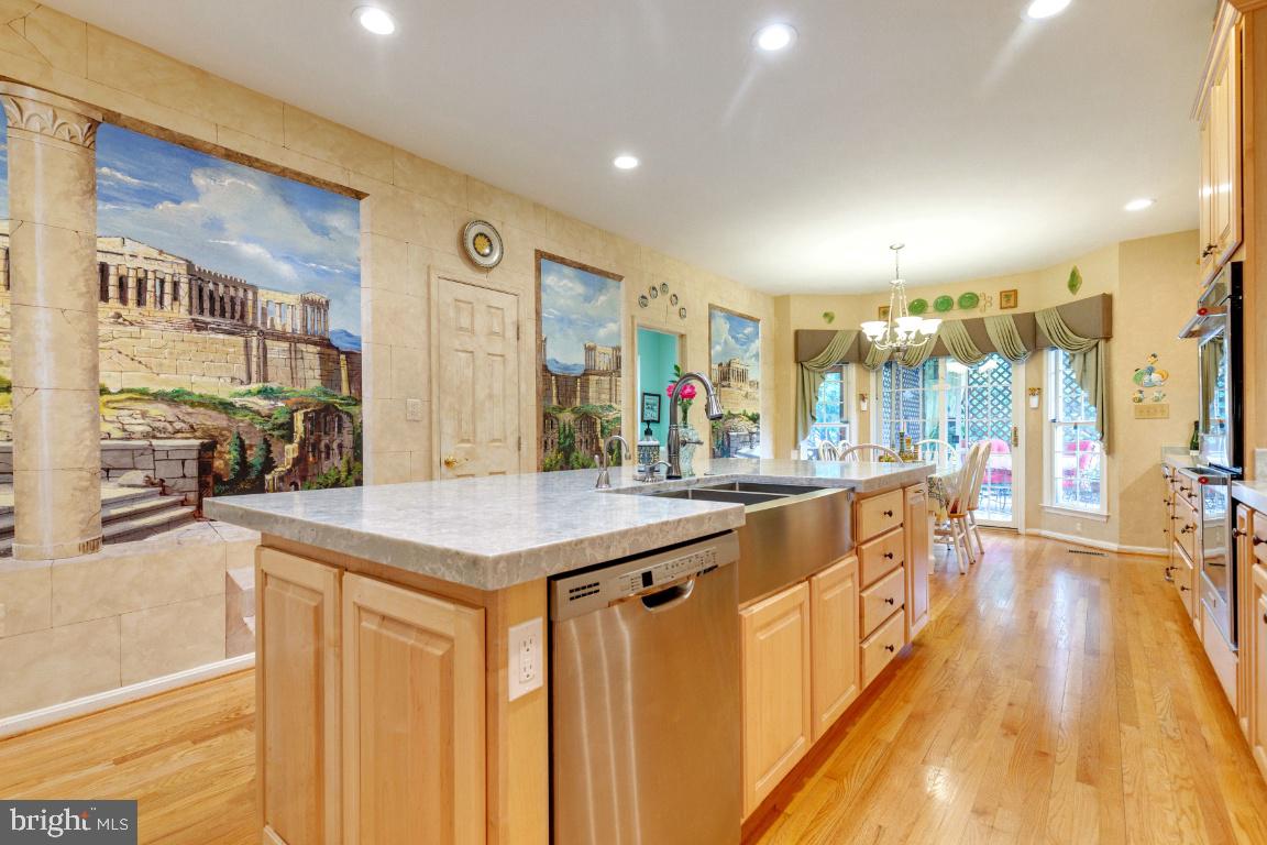 POHICK ESTATES - Residential