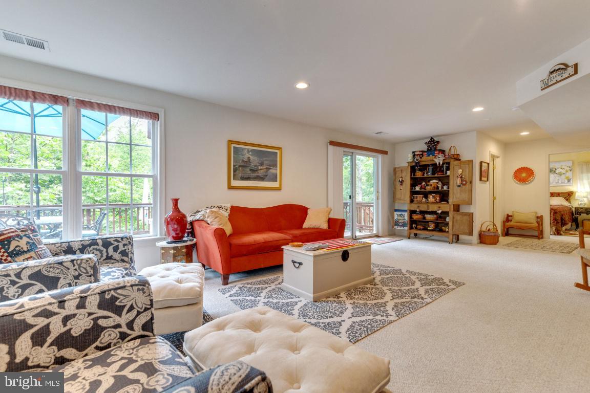 POHICK ESTATES - Residential