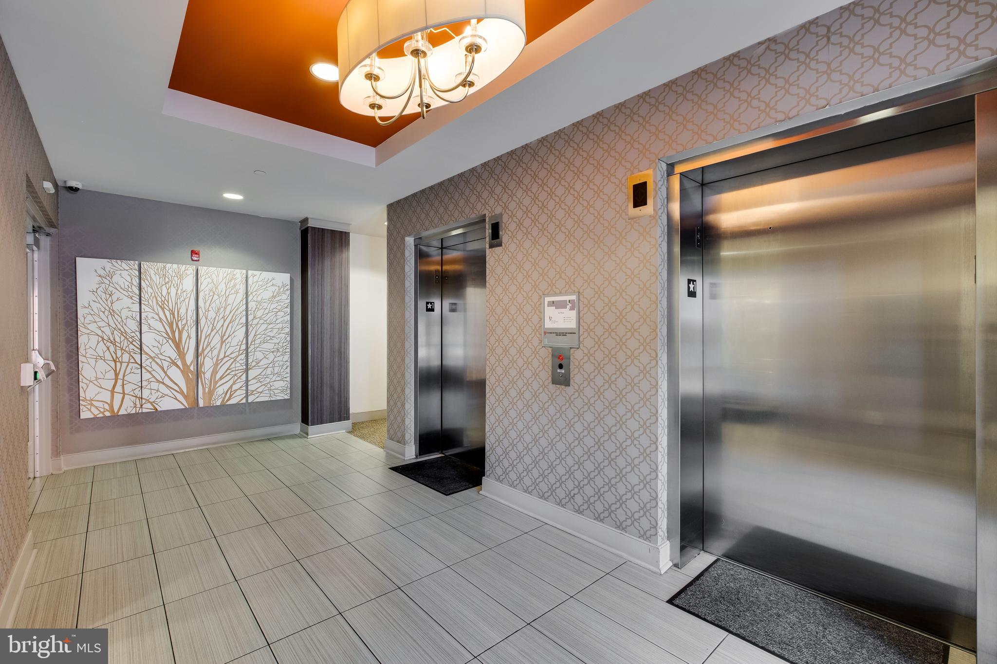 2400 SOUTH - Residential