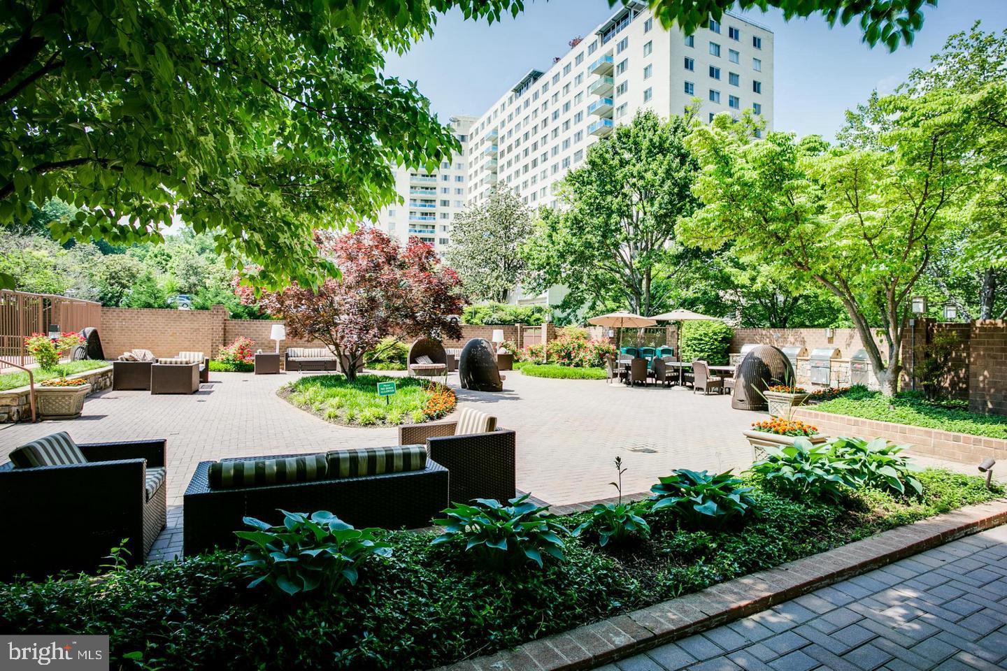 GROSVENOR PARK - Residential