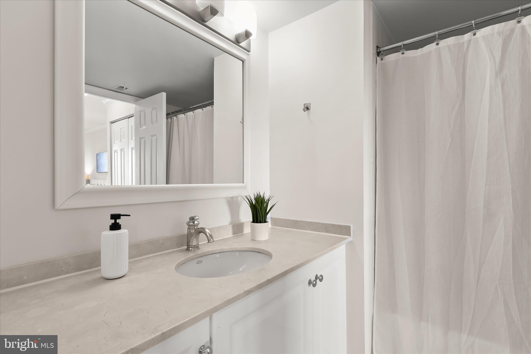 GROSVENOR PARK - Residential