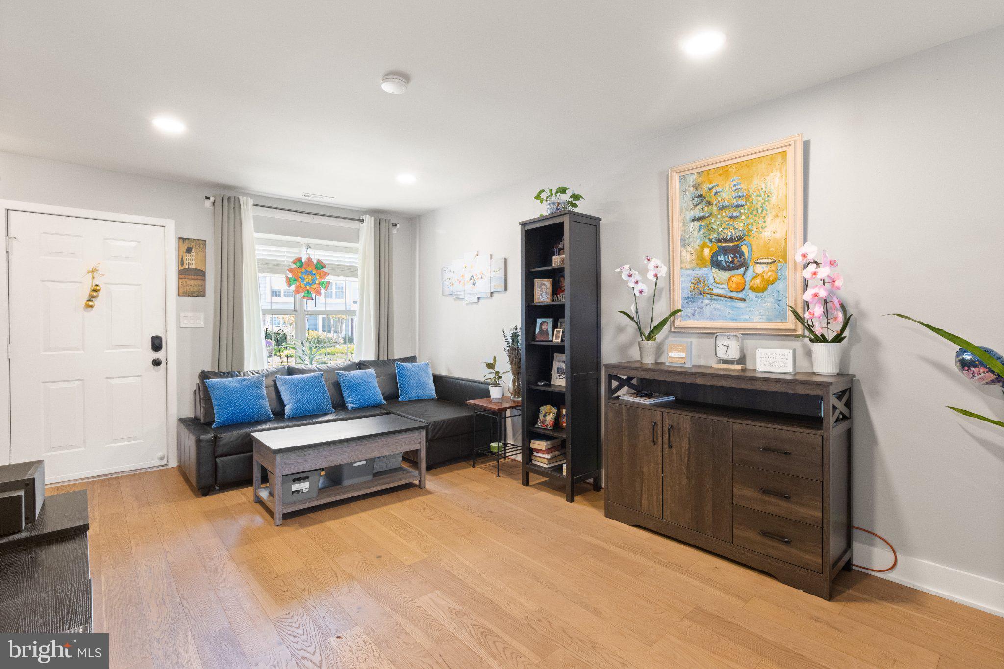ROLLING RIDGE - Residential
