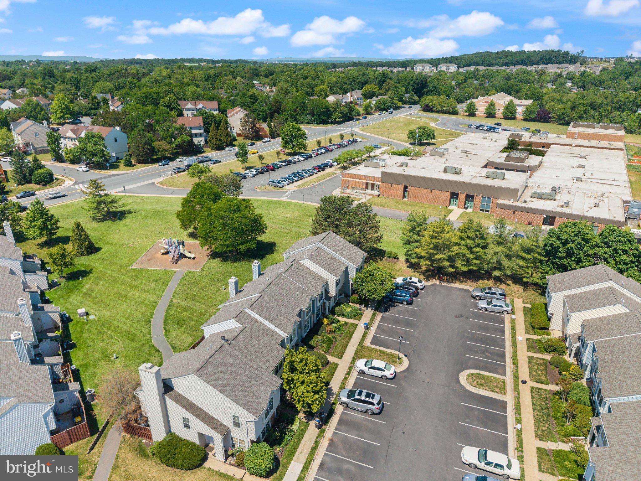 ROLLING RIDGE - Residential