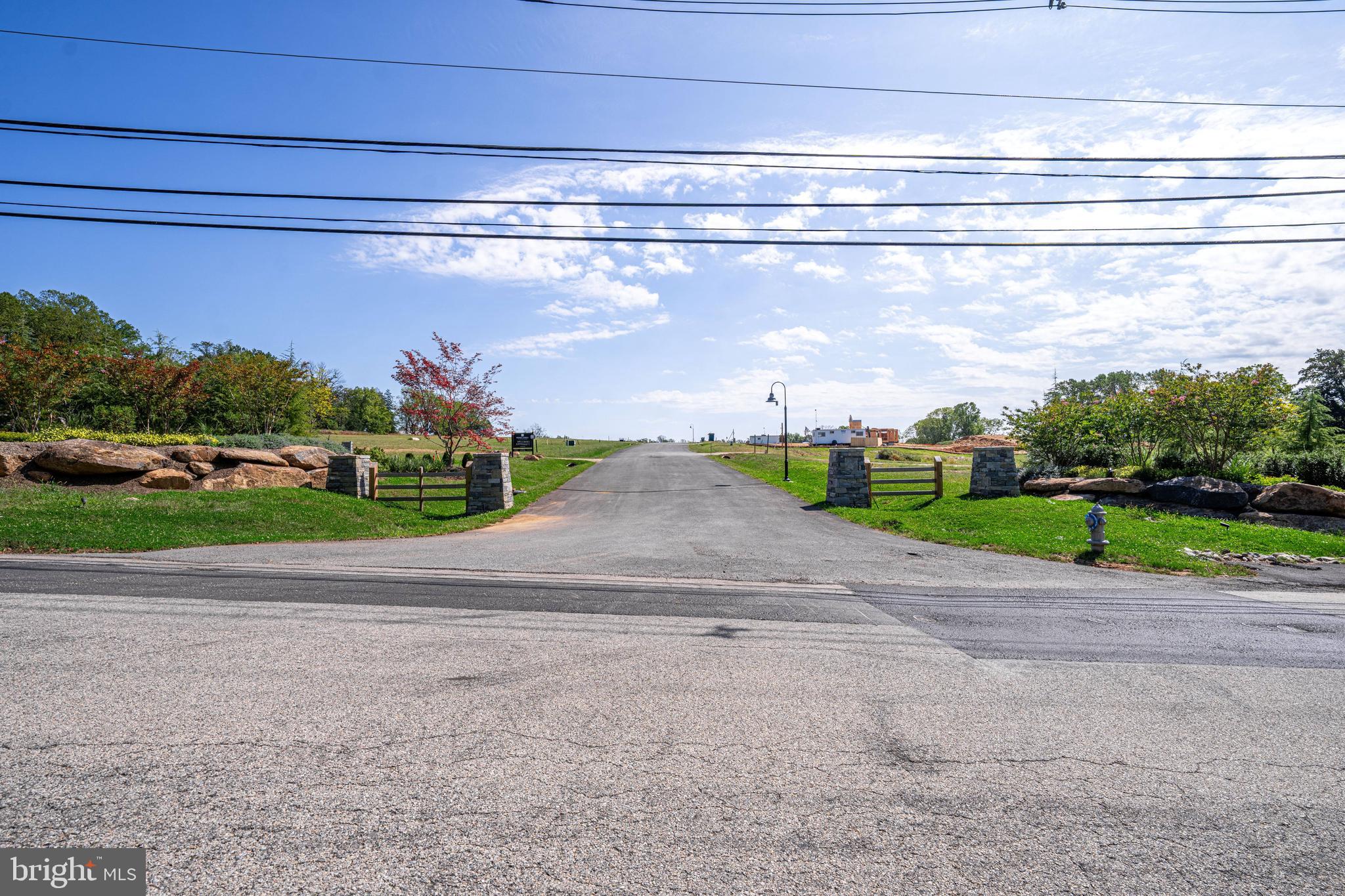 327 STONEY KNOLL LANE - LOT 5