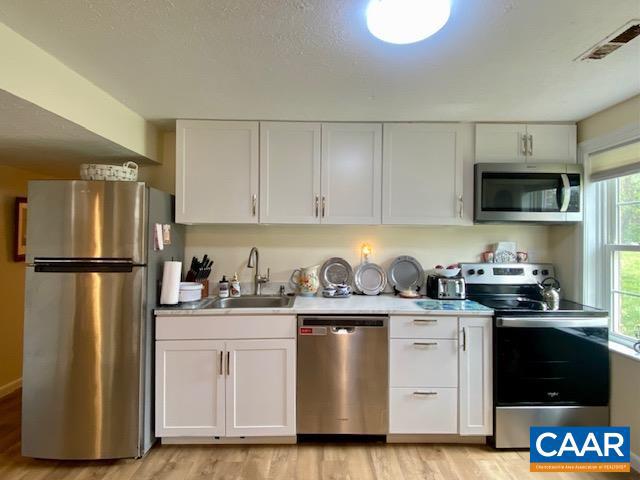 WOODRIDGE - Residential