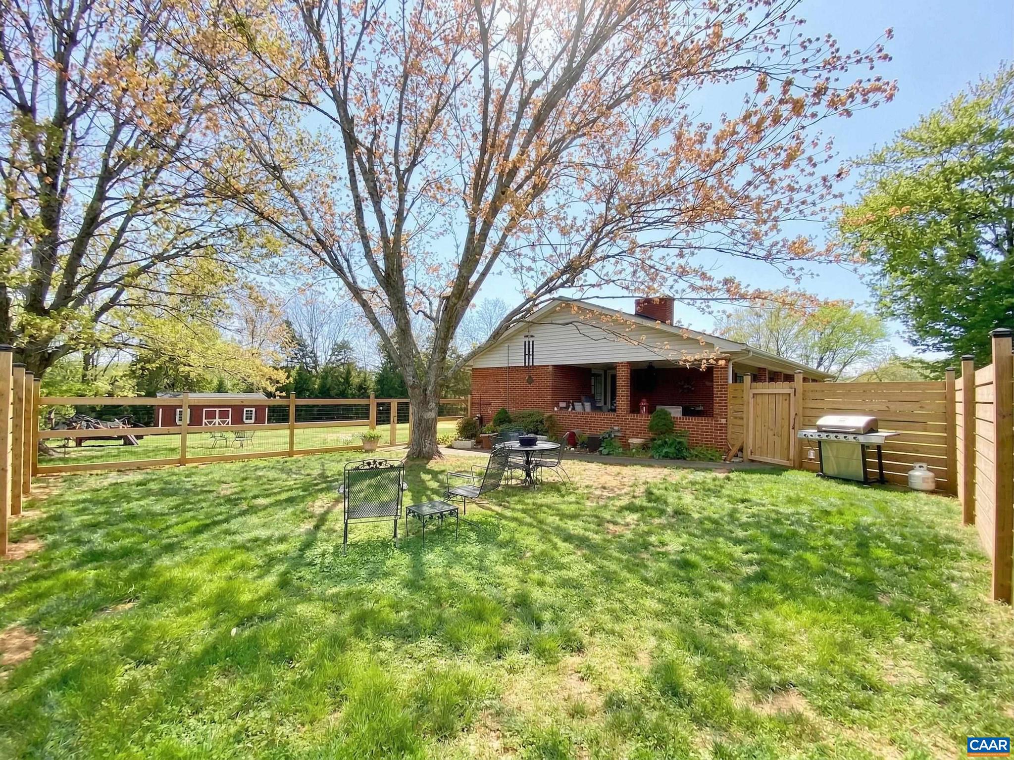 WOODRIDGE - Residential