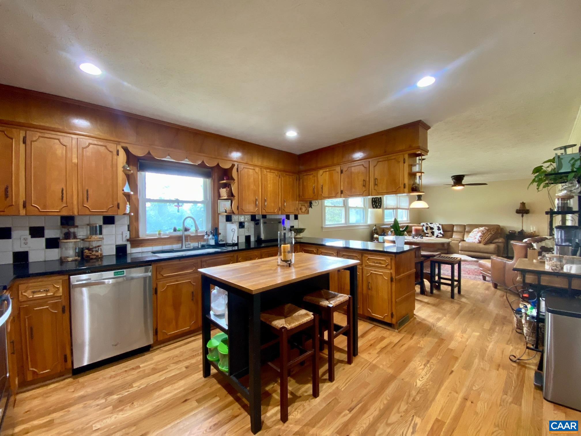 WOODRIDGE - Residential