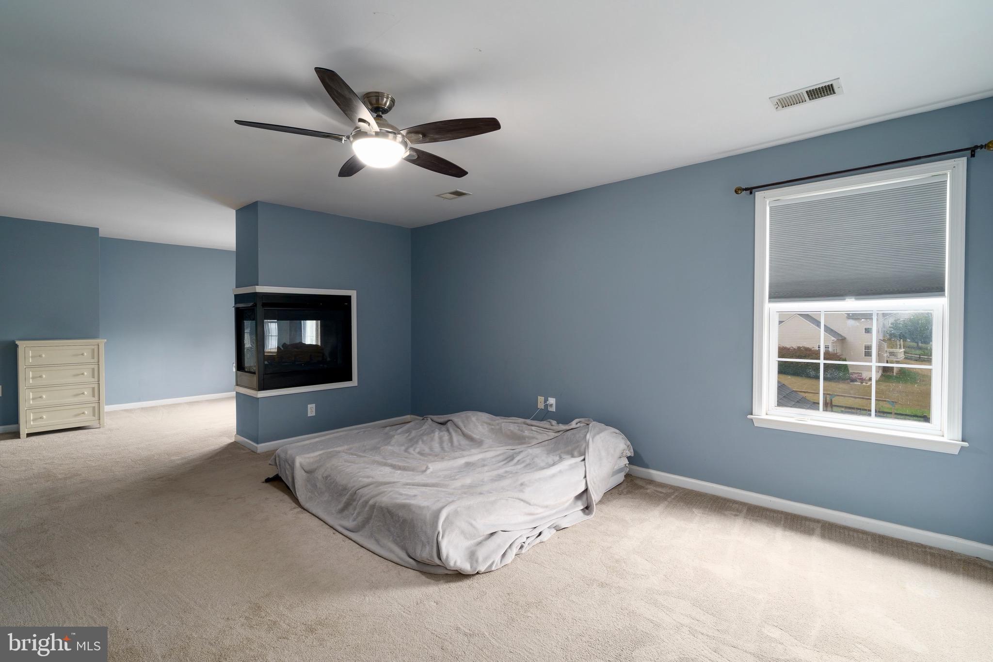 WILLOW SPRINGS ACRES - Residential