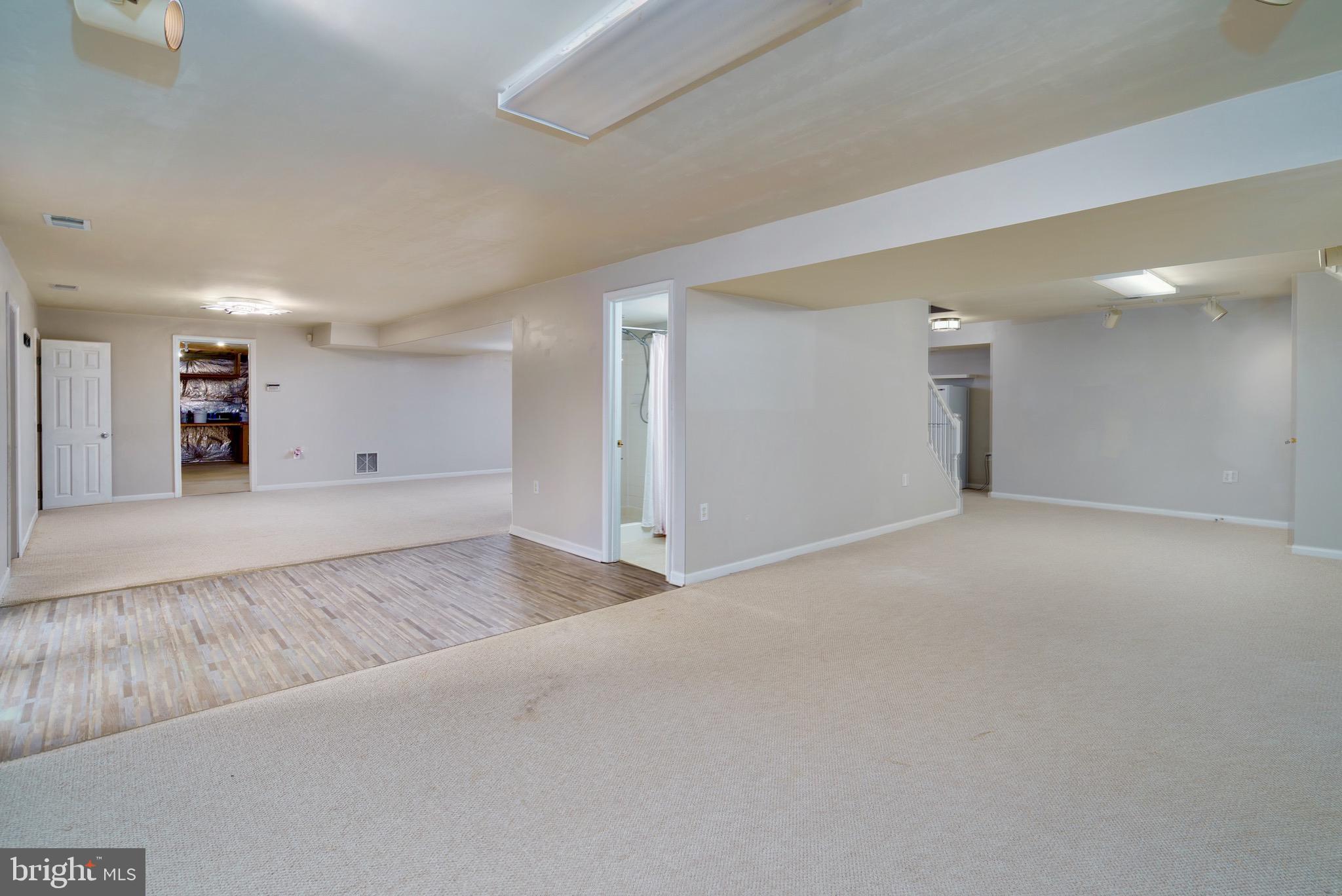 WILLOW SPRINGS ACRES - Residential