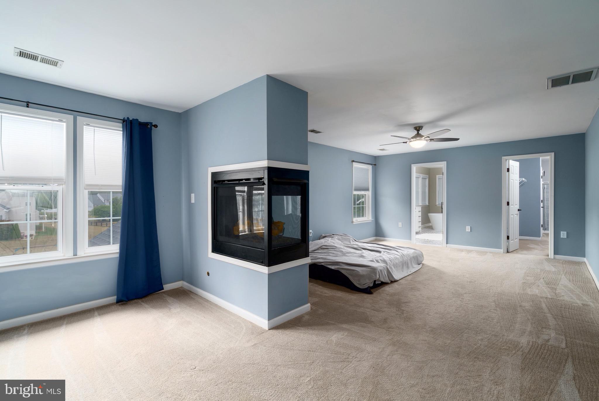 WILLOW SPRINGS ACRES - Residential