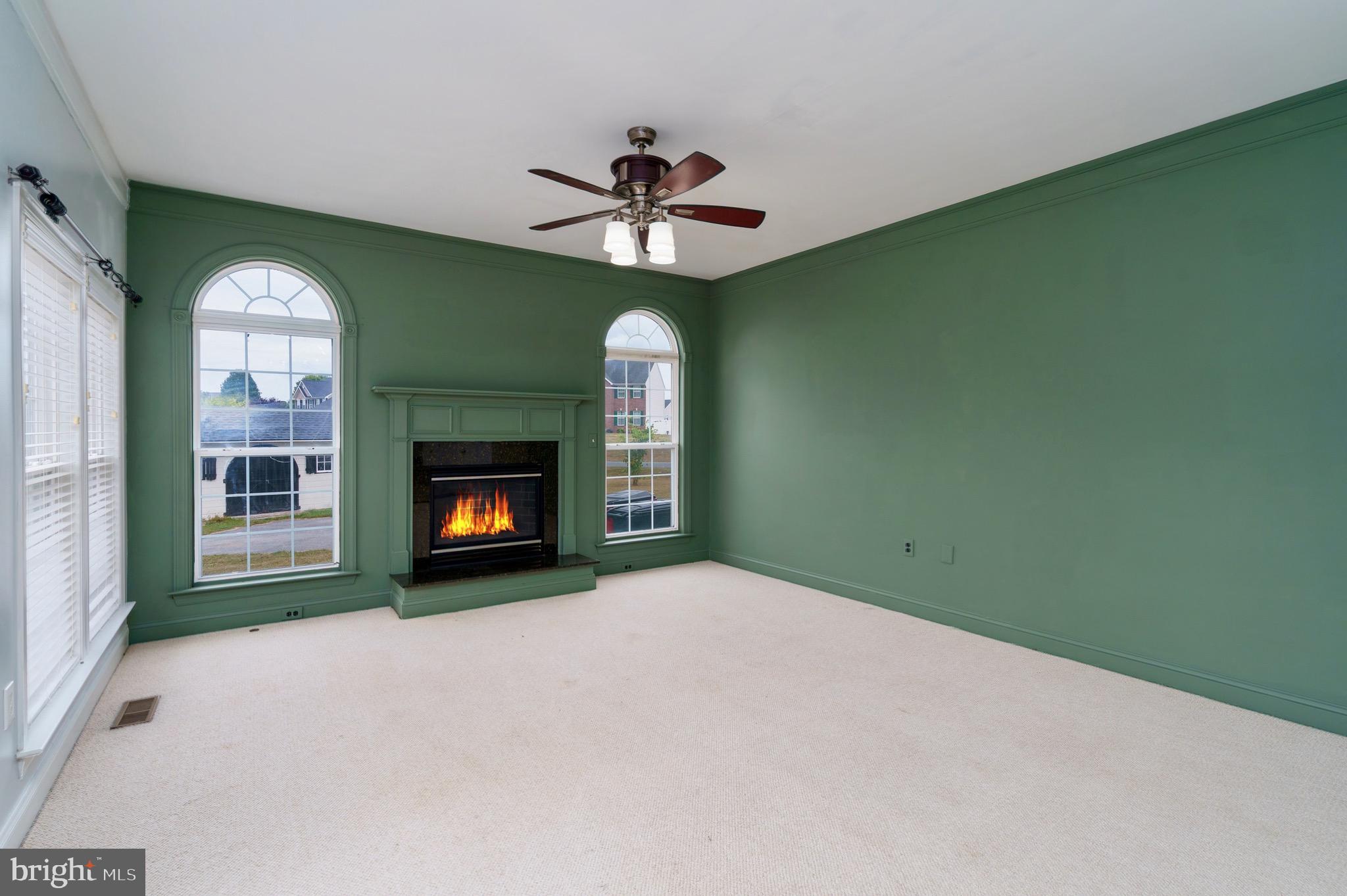 WILLOW SPRINGS ACRES - Residential