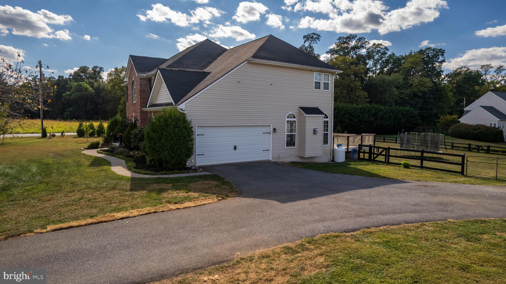 WILLOW SPRINGS ACRES - Residential