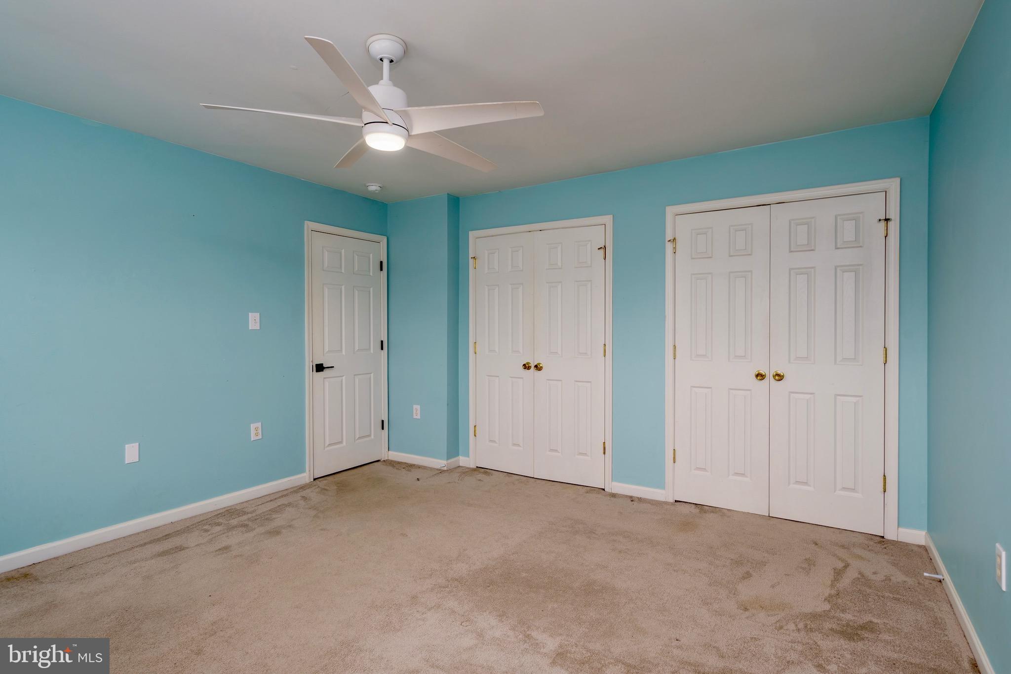 WILLOW SPRINGS ACRES - Residential