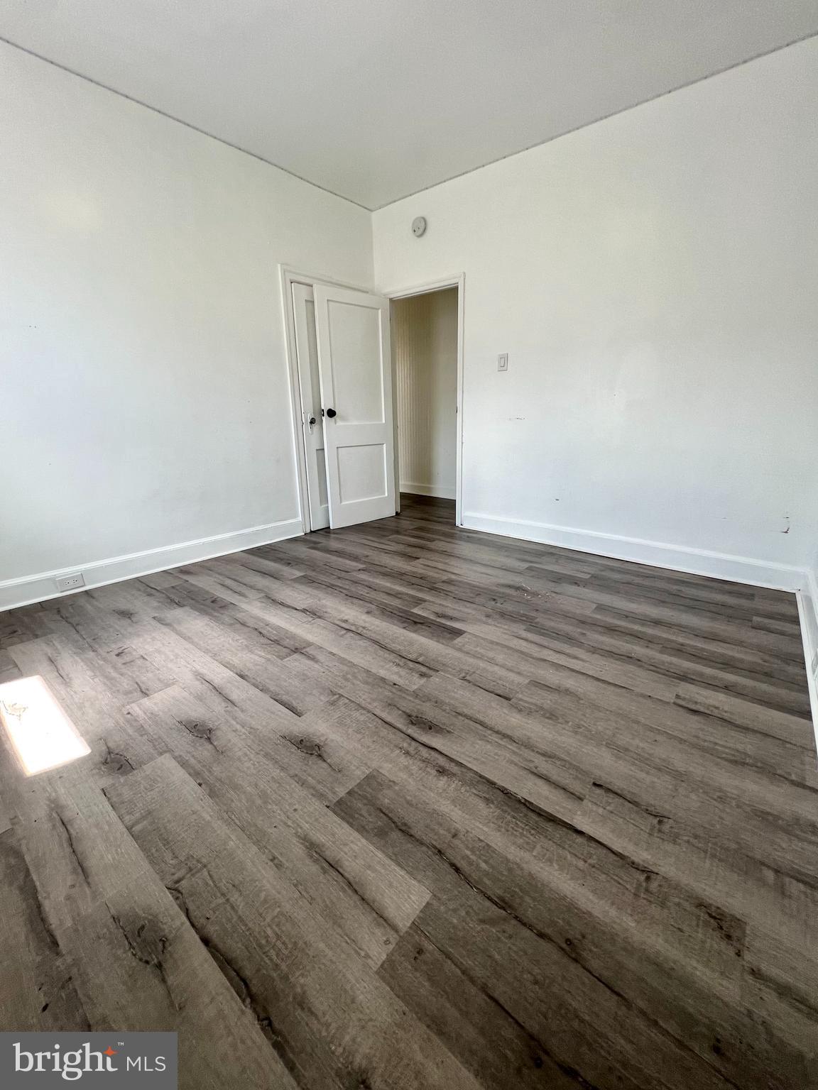 FRANKFORD - Residential Lease