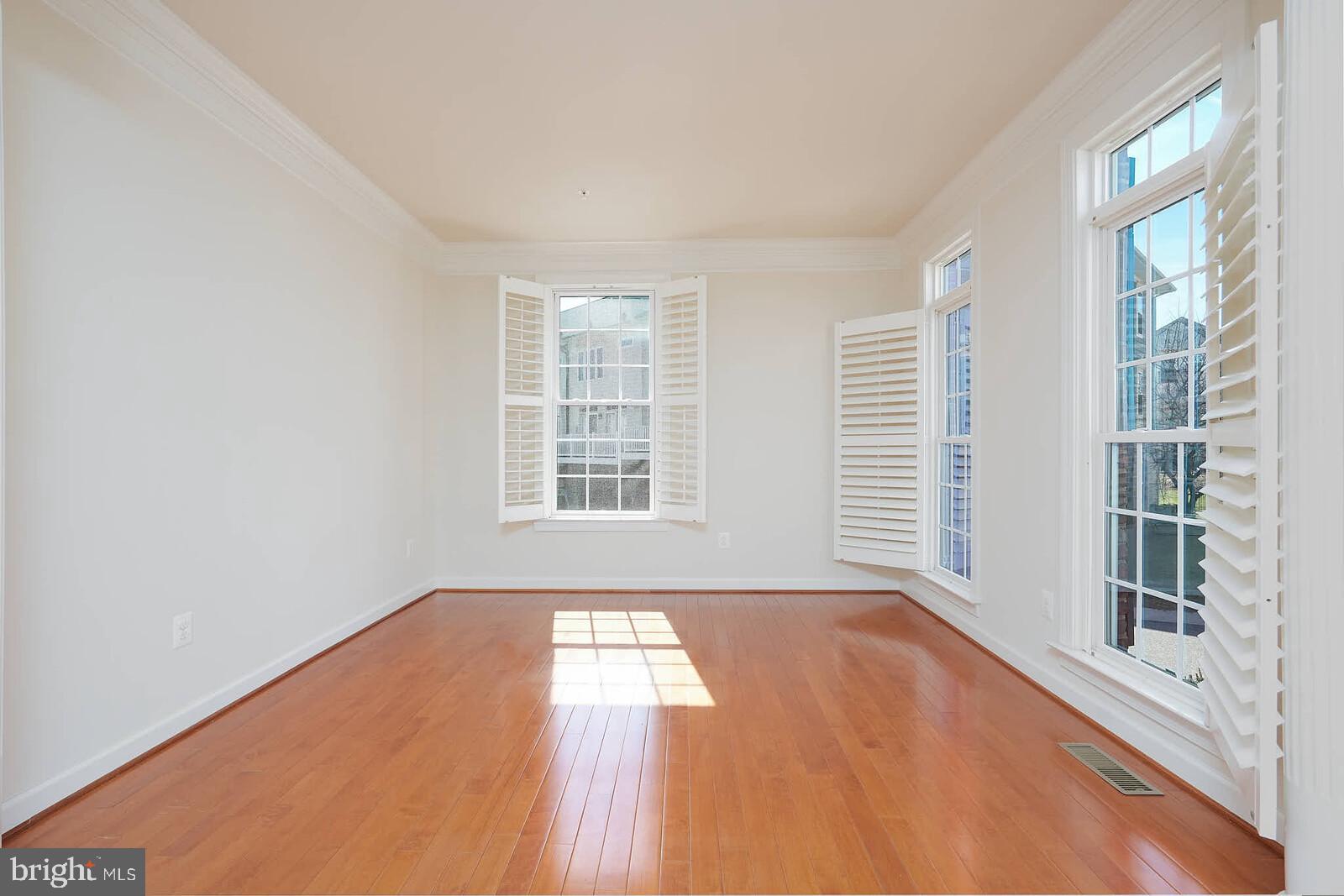 WATKINS MILL TOWN CENTER - Residential