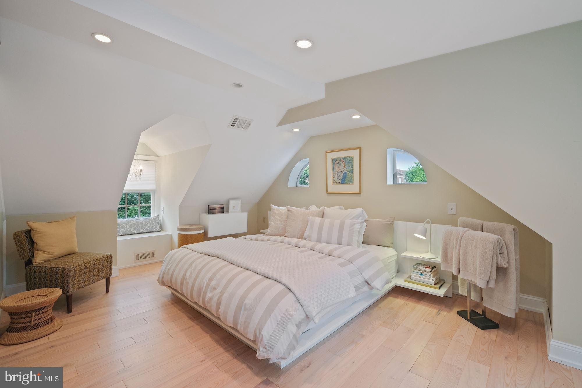 GEORGETOWN - Residential