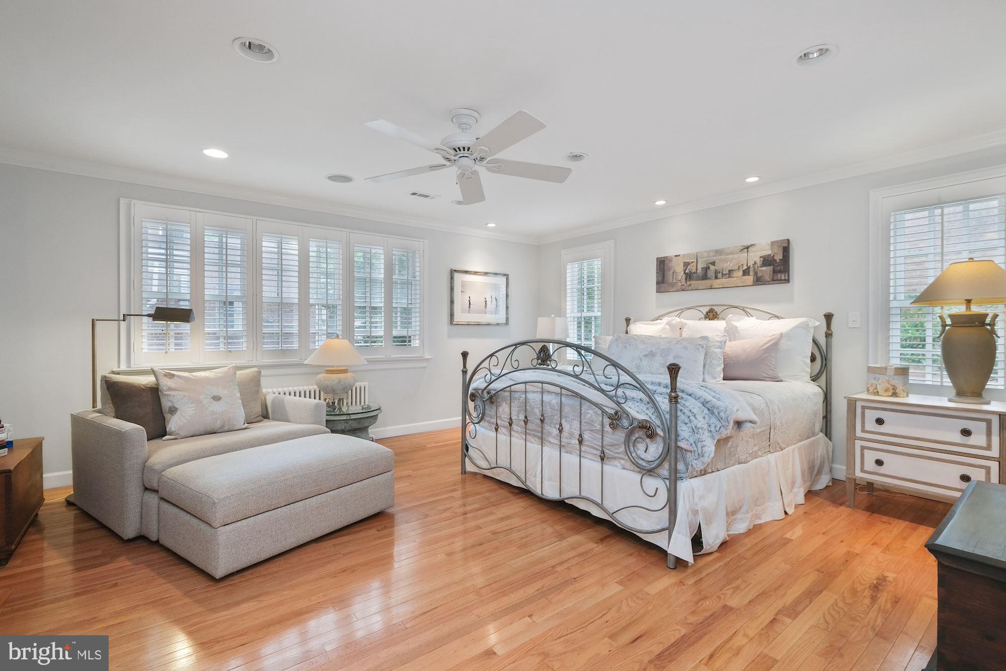 GEORGETOWN - Residential