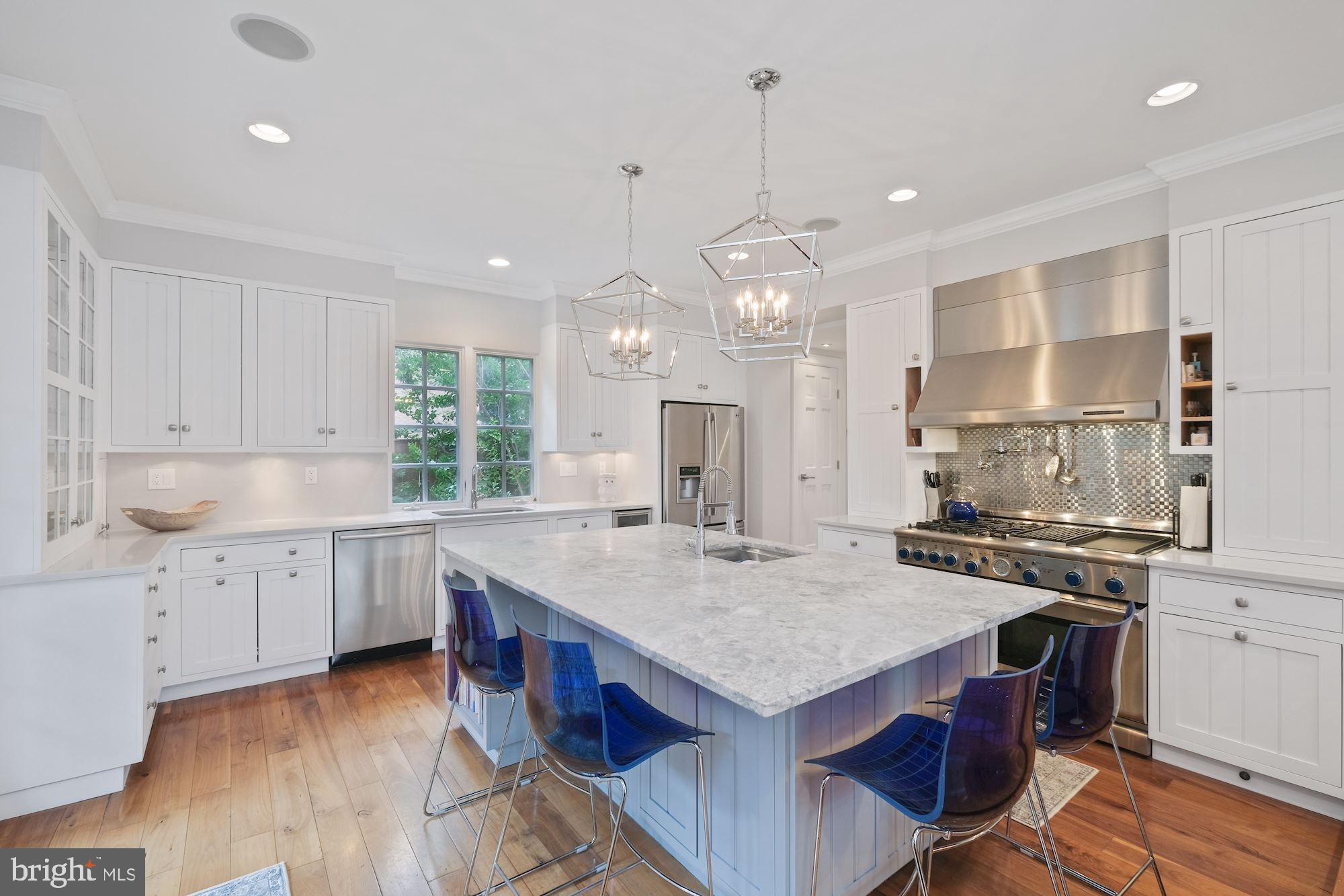 GEORGETOWN - Residential