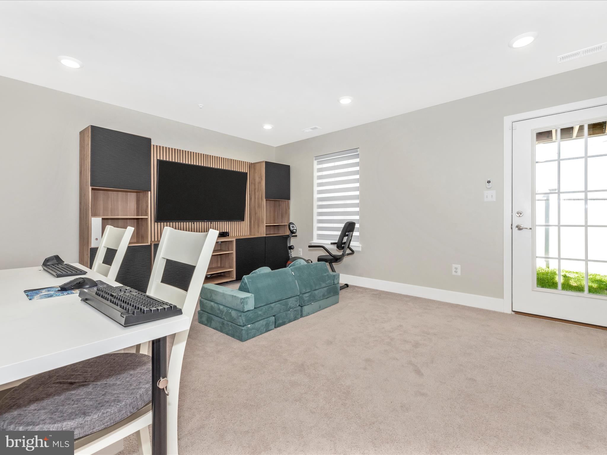 SYCAMORE RIDGE - Residential