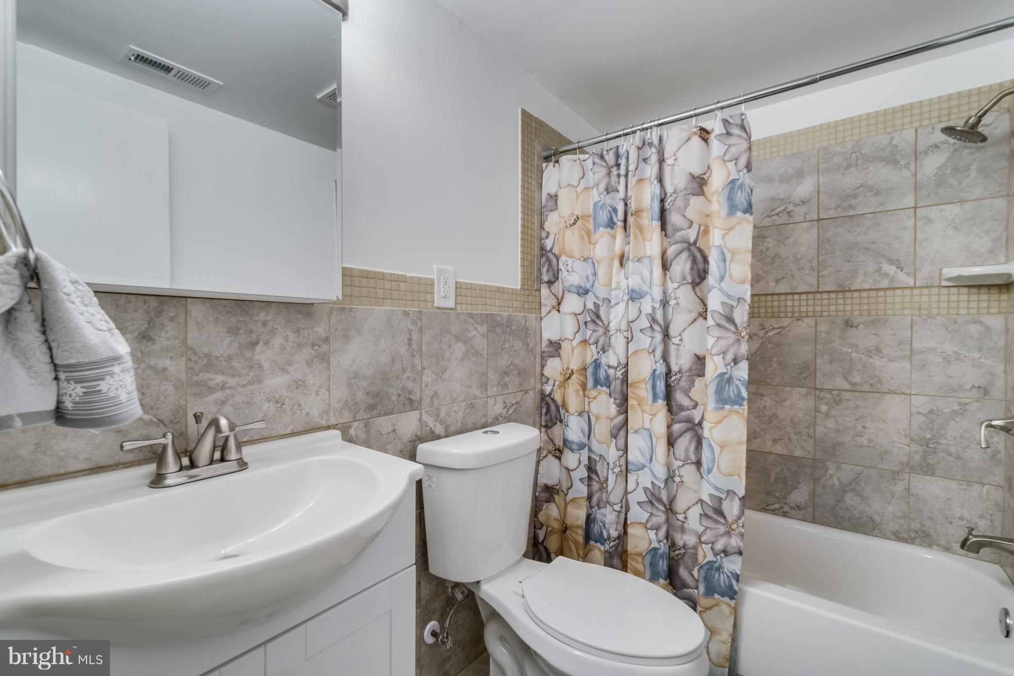 BELLEVUE ESTATES - Residential