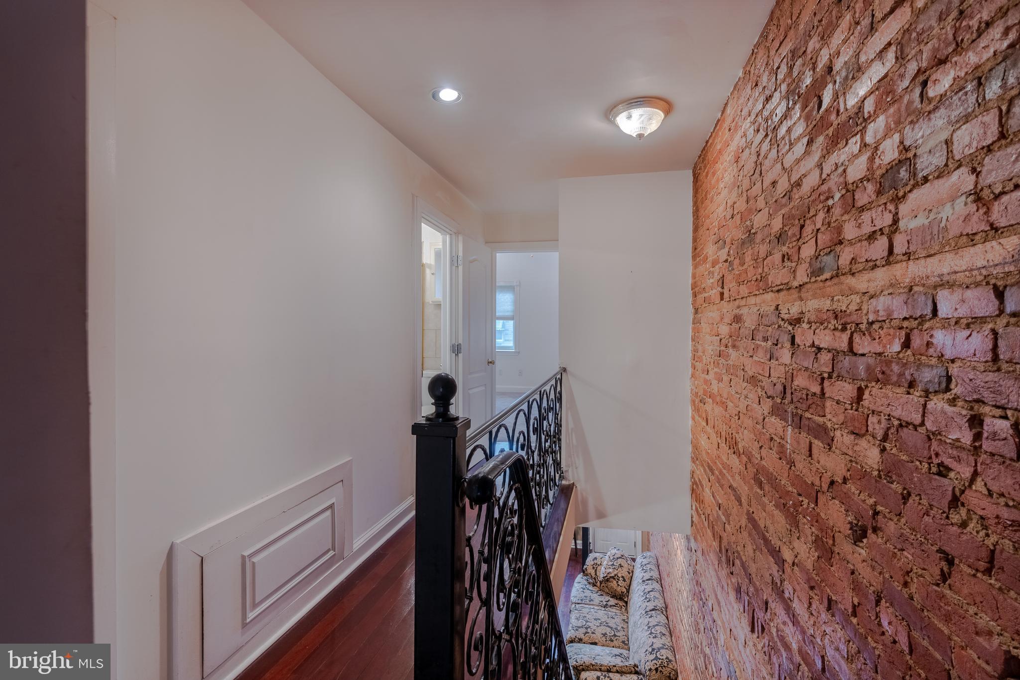 WASHINGTON VILLAGE - Residential