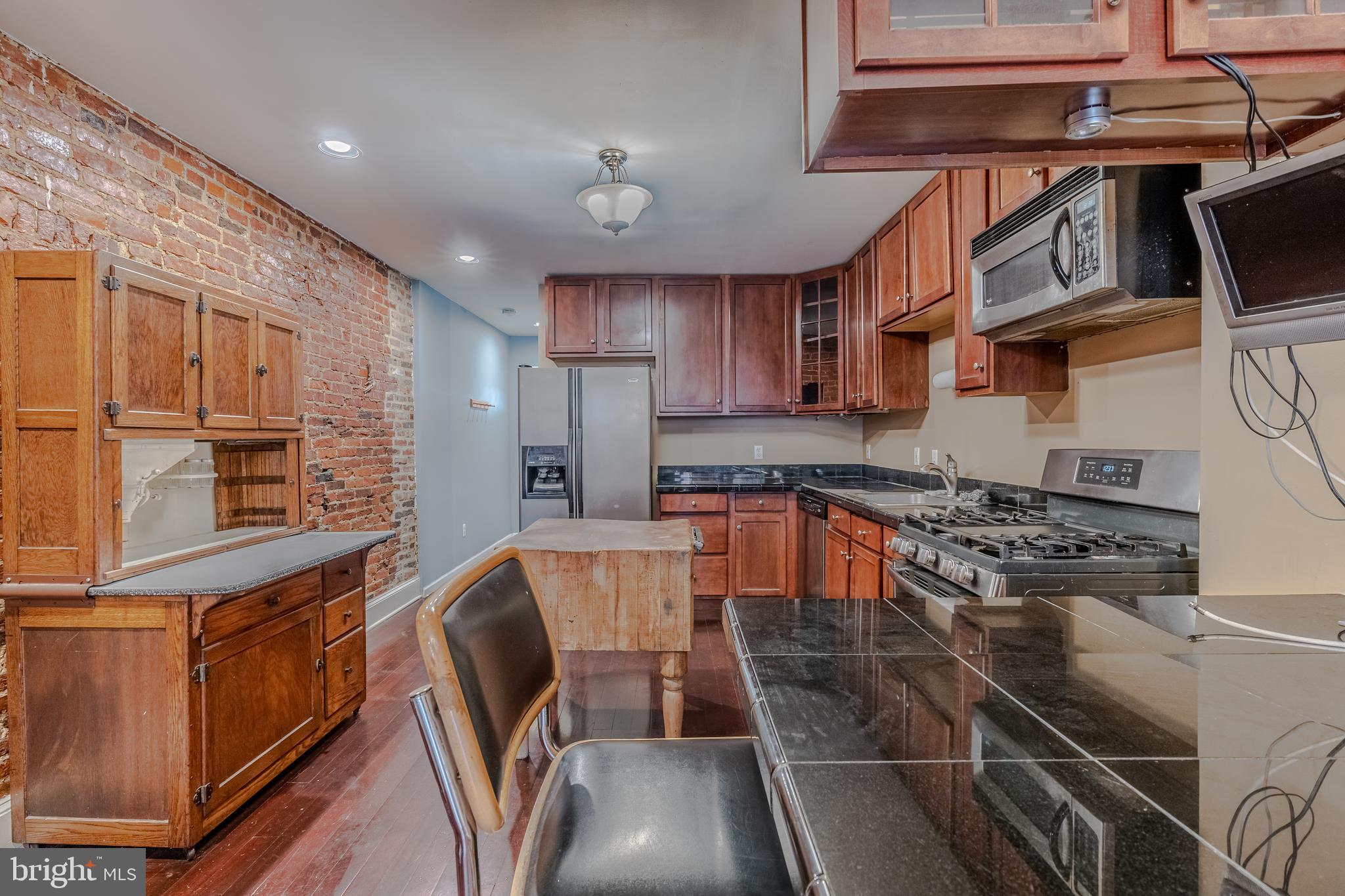 WASHINGTON VILLAGE - Residential