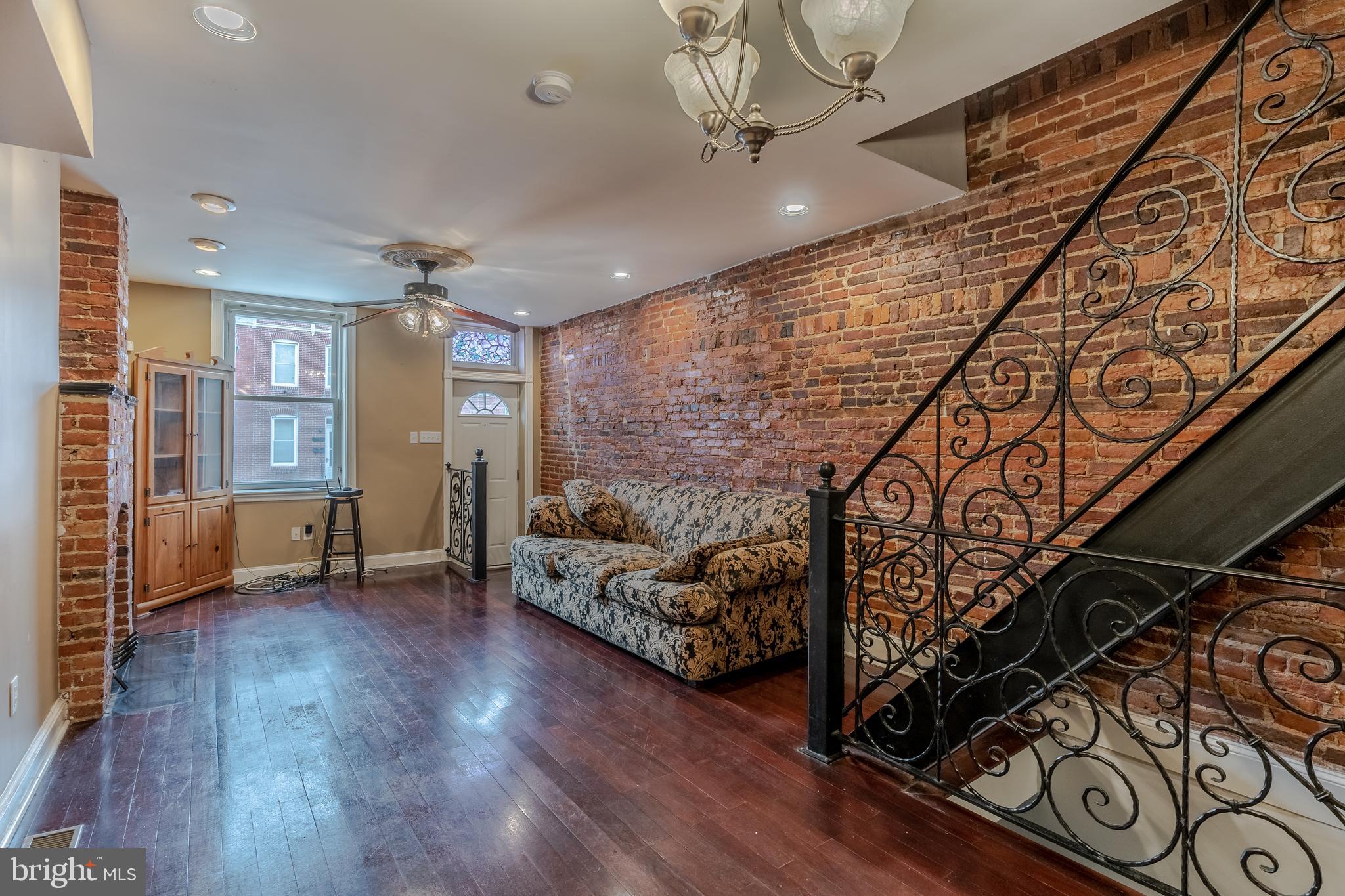 WASHINGTON VILLAGE - Residential