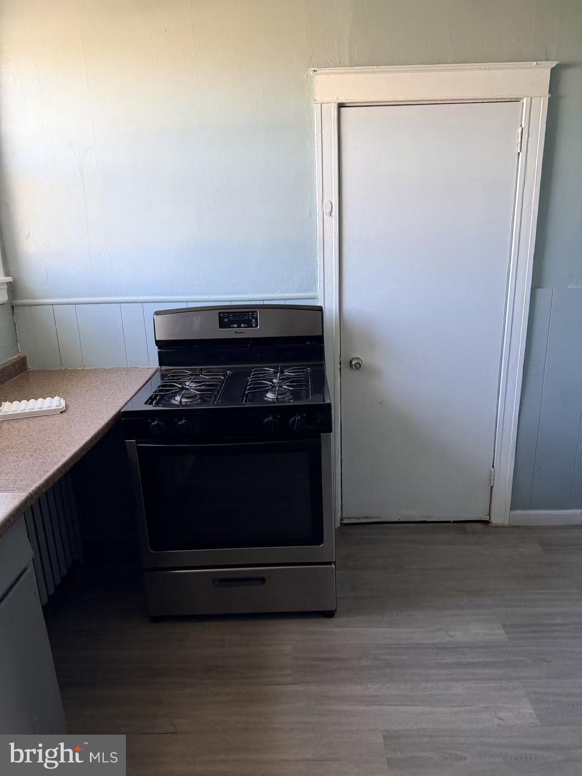 PHILADELPHIA (NORTHEAST) - Residential