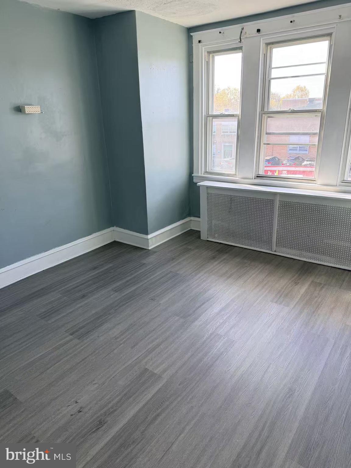 PHILADELPHIA (NORTHEAST) - Residential