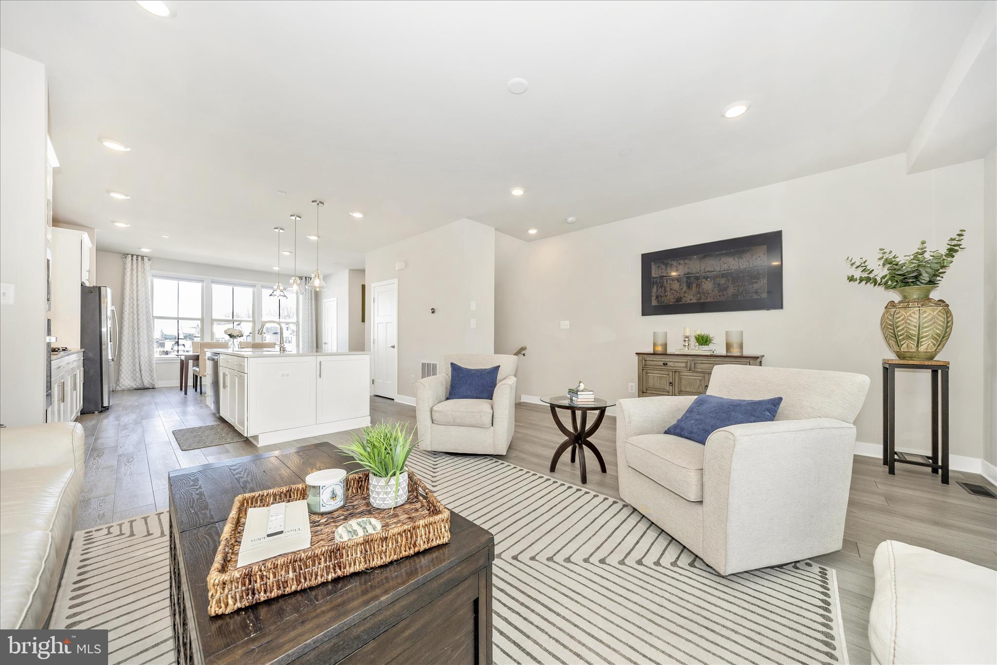 LAKE LINGANORE OAKDALE - Residential