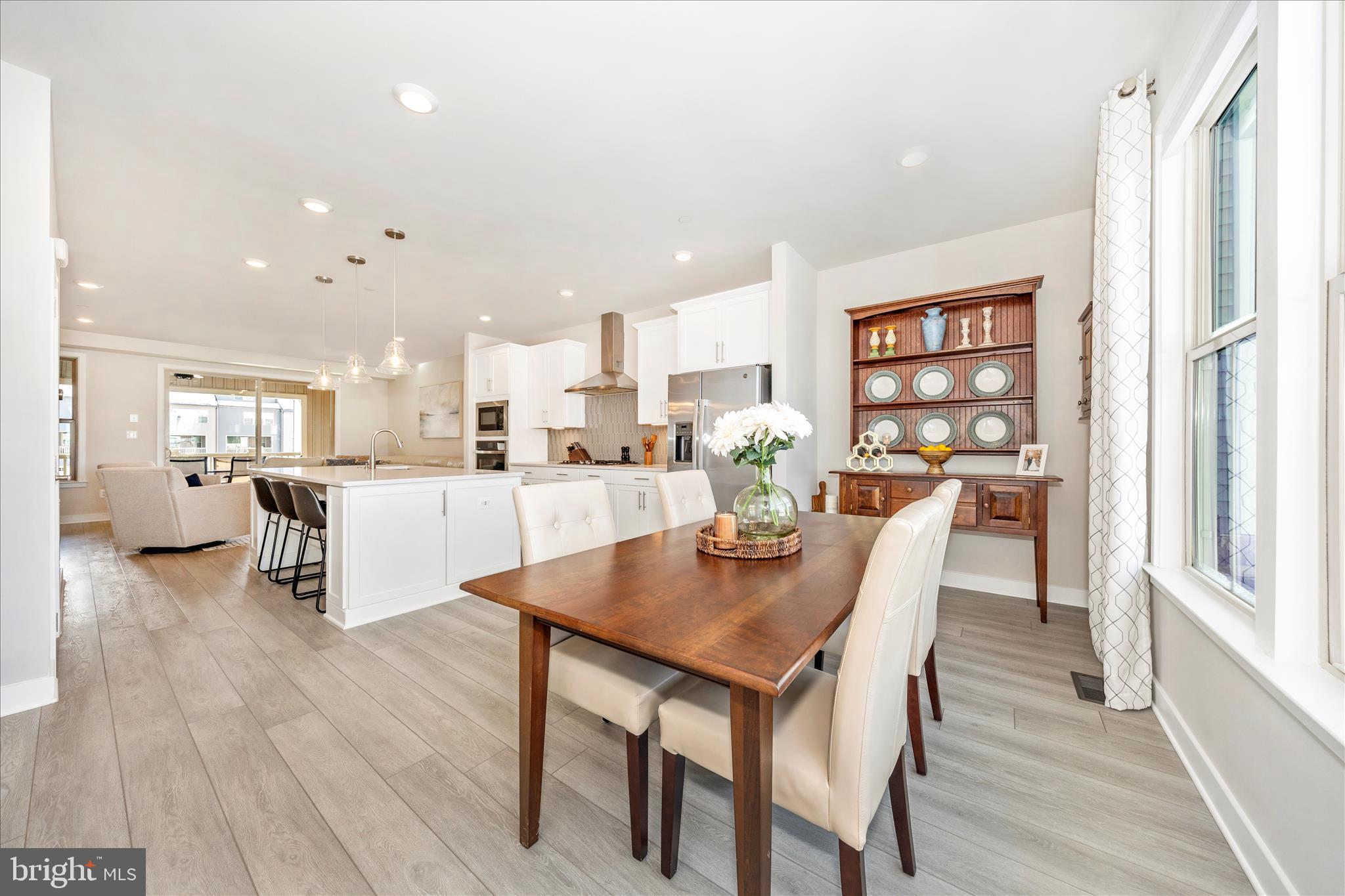 LAKE LINGANORE OAKDALE - Residential