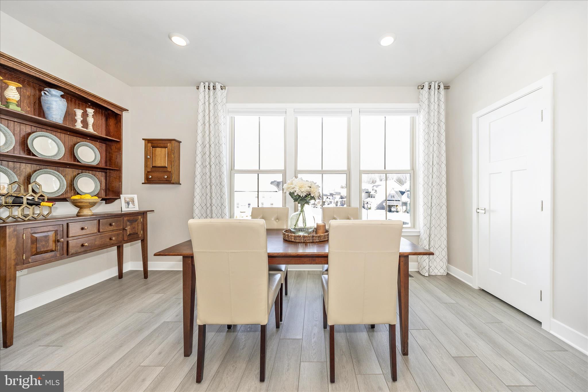 LAKE LINGANORE OAKDALE - Residential