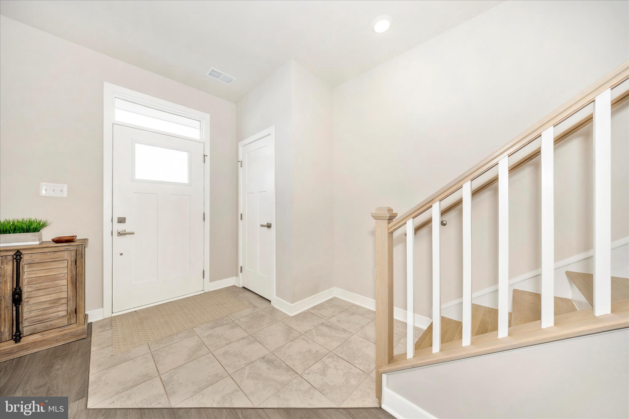 LAKE LINGANORE OAKDALE - Residential