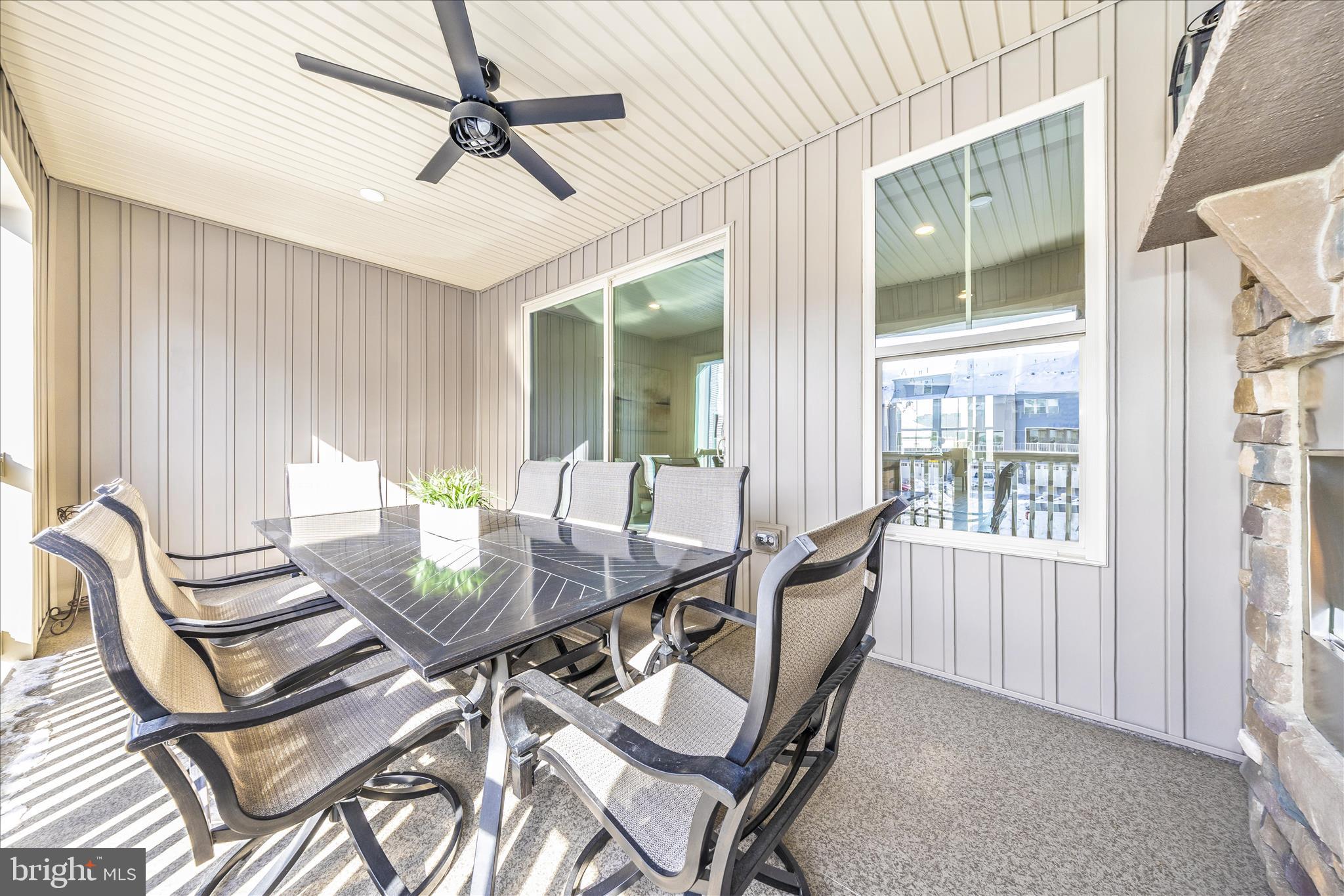 LAKE LINGANORE OAKDALE - Residential